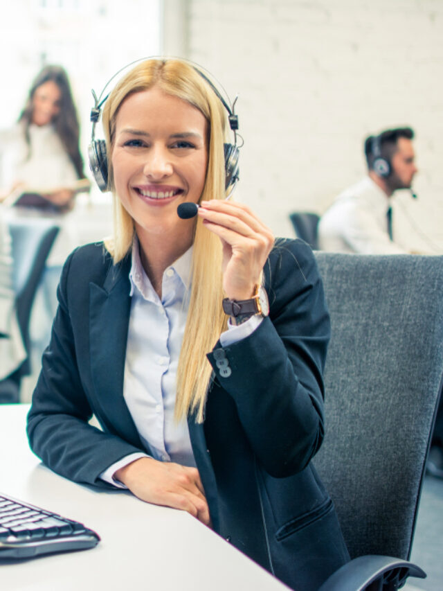 Top 7 Contact Center Predictions for 2023 and Beyond
