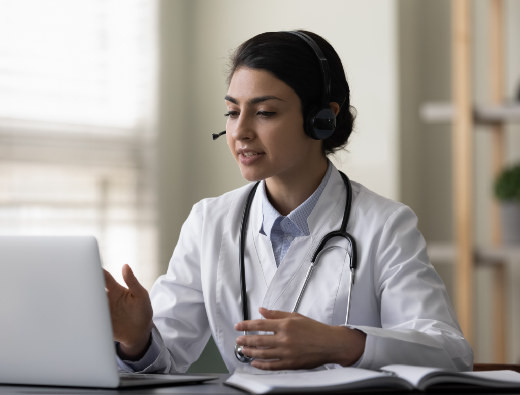 How to Stay Ahead with These Major Features of Future-Ready Healthcare Contact Centers